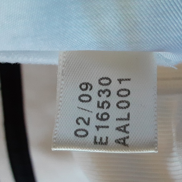 Adidas jacket - Picture 11 of 12